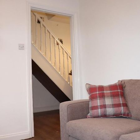 The Nook Villa Northampton Bagian luar foto