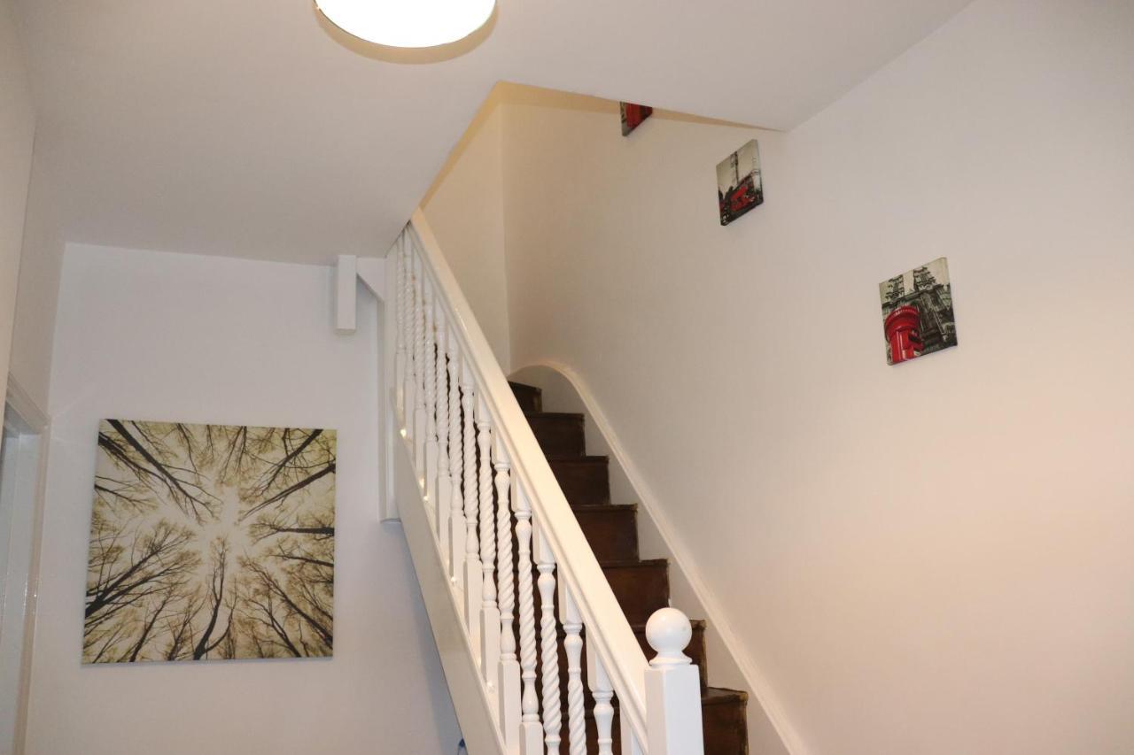 The Nook Villa Northampton Bagian luar foto