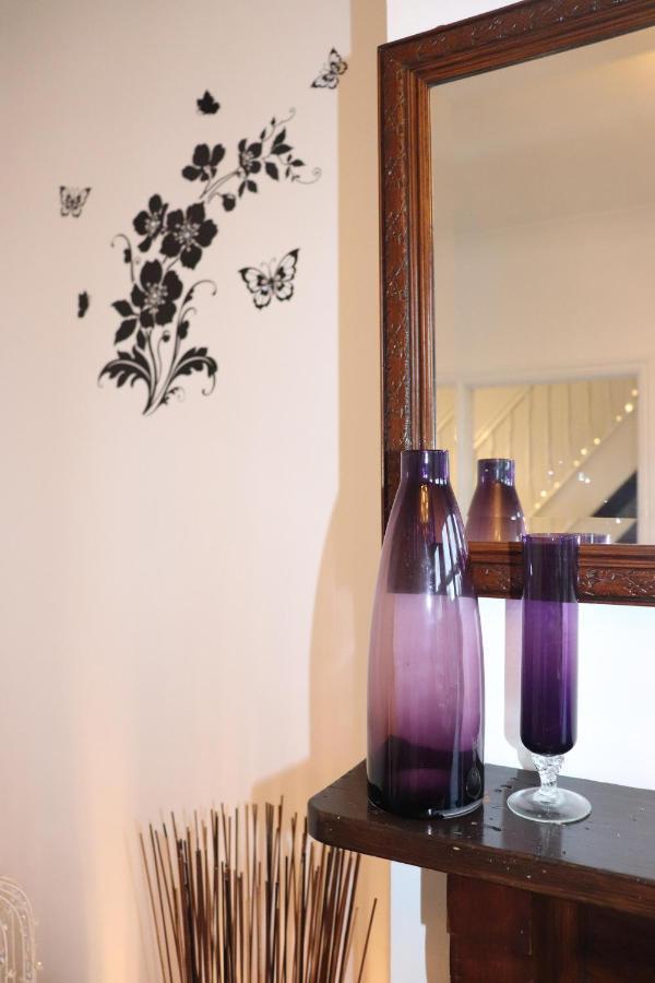 The Nook Villa Northampton Bagian luar foto