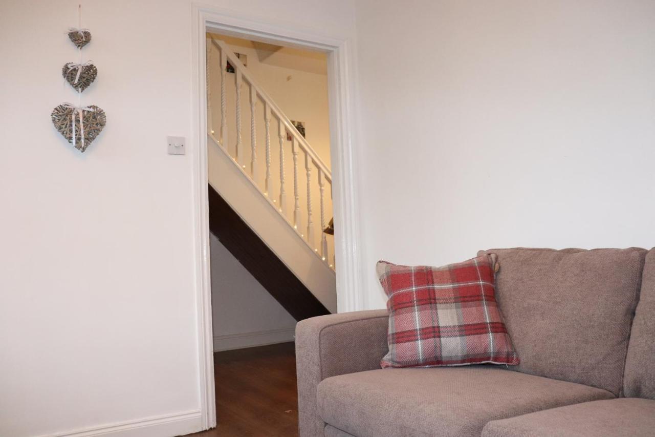 The Nook Villa Northampton Bagian luar foto